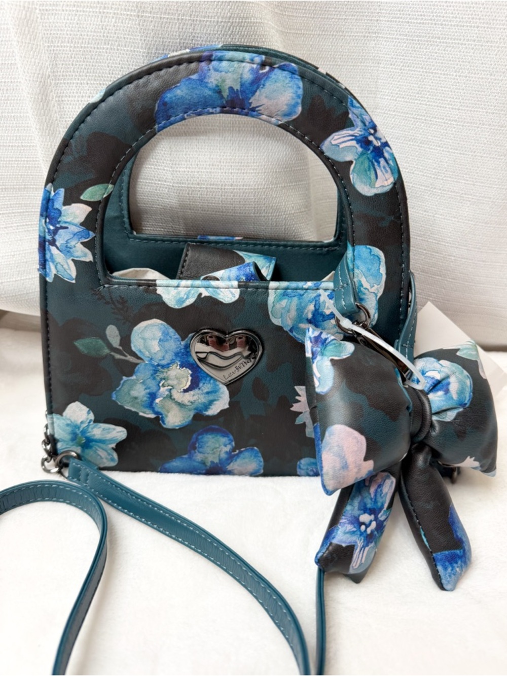 NWT Betsey Johnson Blue Floral Mini Crossbody Satchel Bow Heart Charm Bag - Picture 2 of 4
